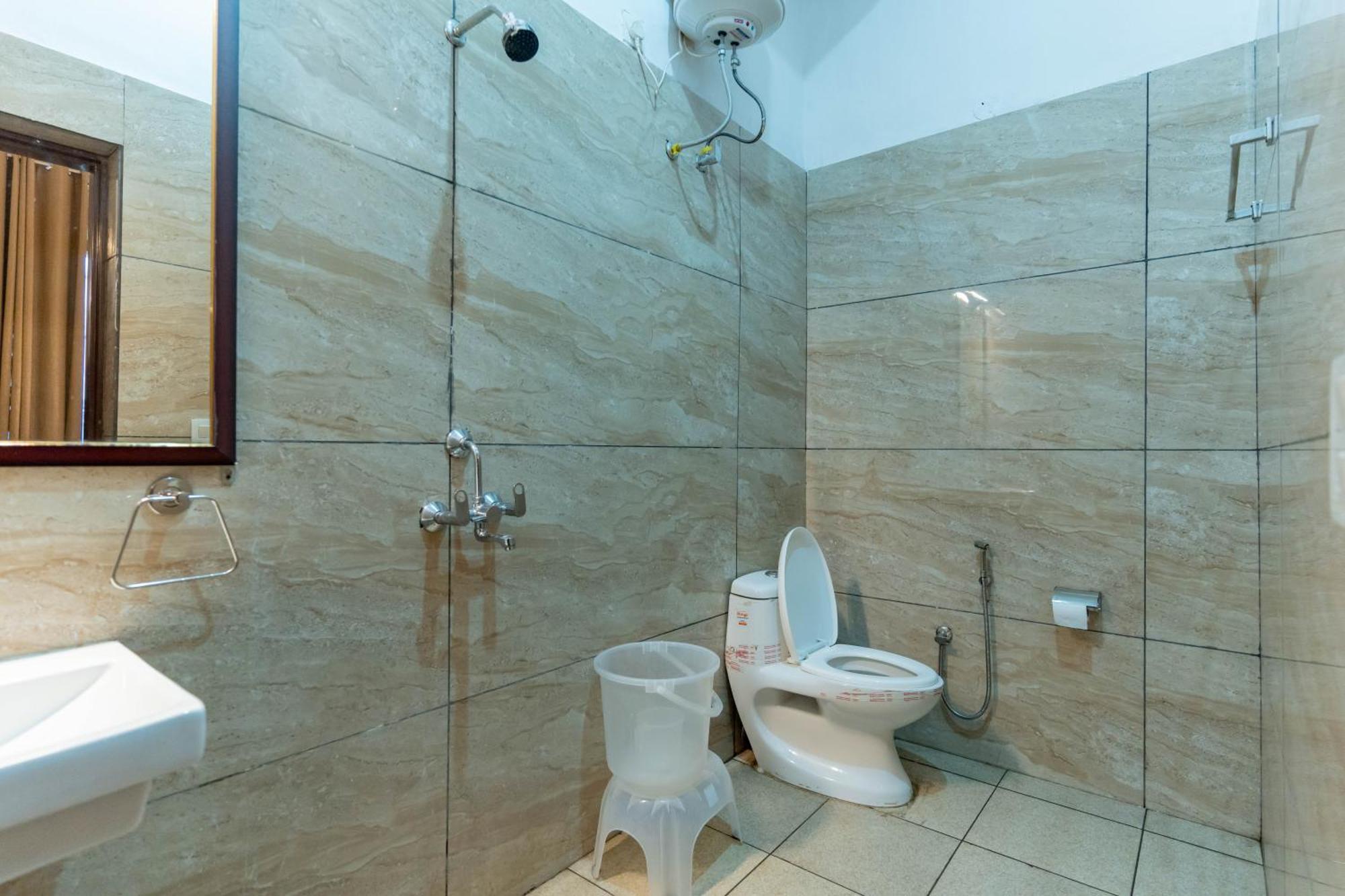Shivjot Hotel Kharar Luaran gambar